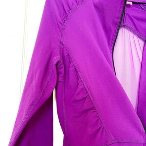 Karma Luxe Clara‎ Violet Athletic Full Zip Jacket with Peplum and mesh back💜